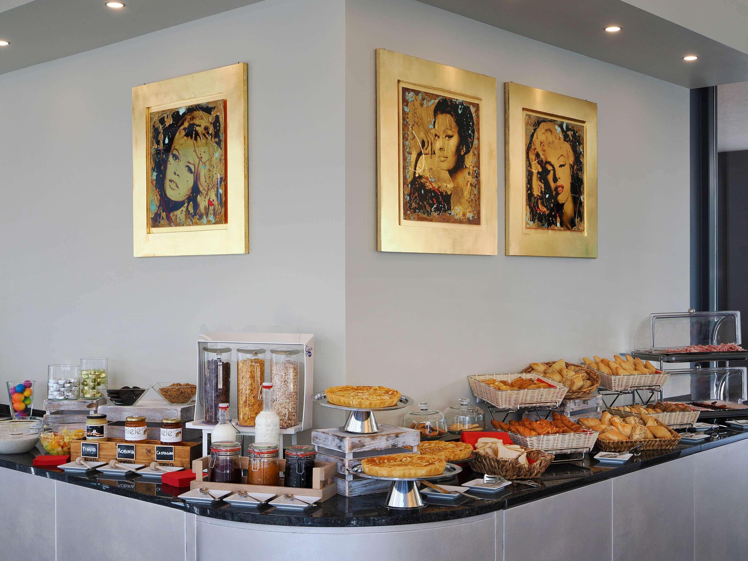 Hotel ibis Locarno Esterno foto