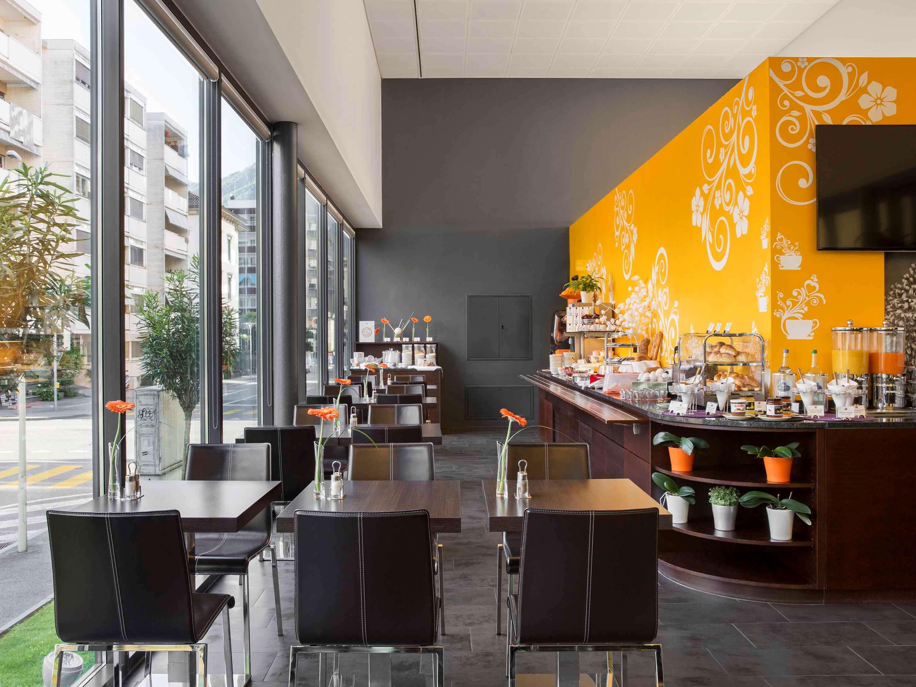 Hotel ibis Locarno Esterno foto