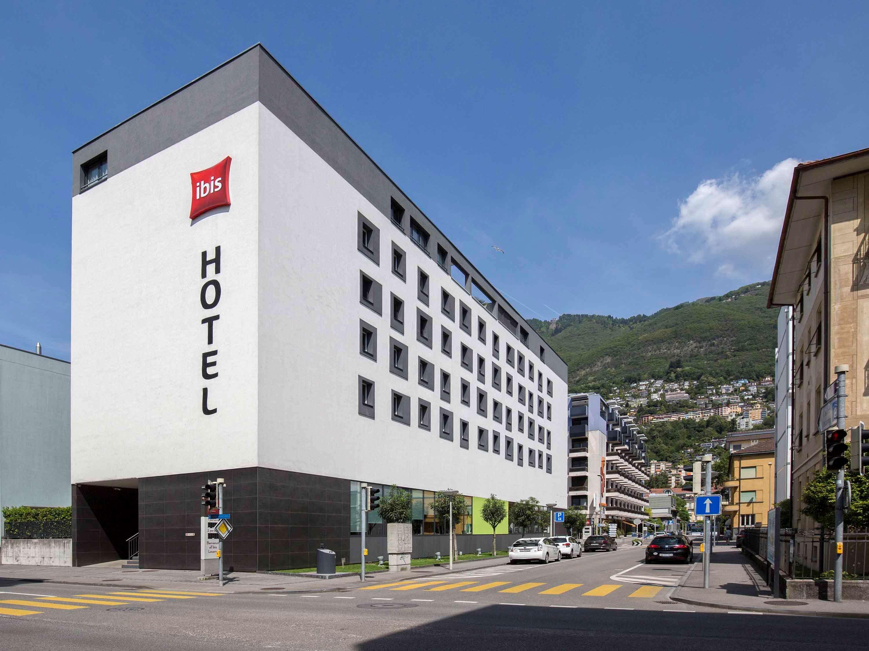 Hotel ibis Locarno Esterno foto