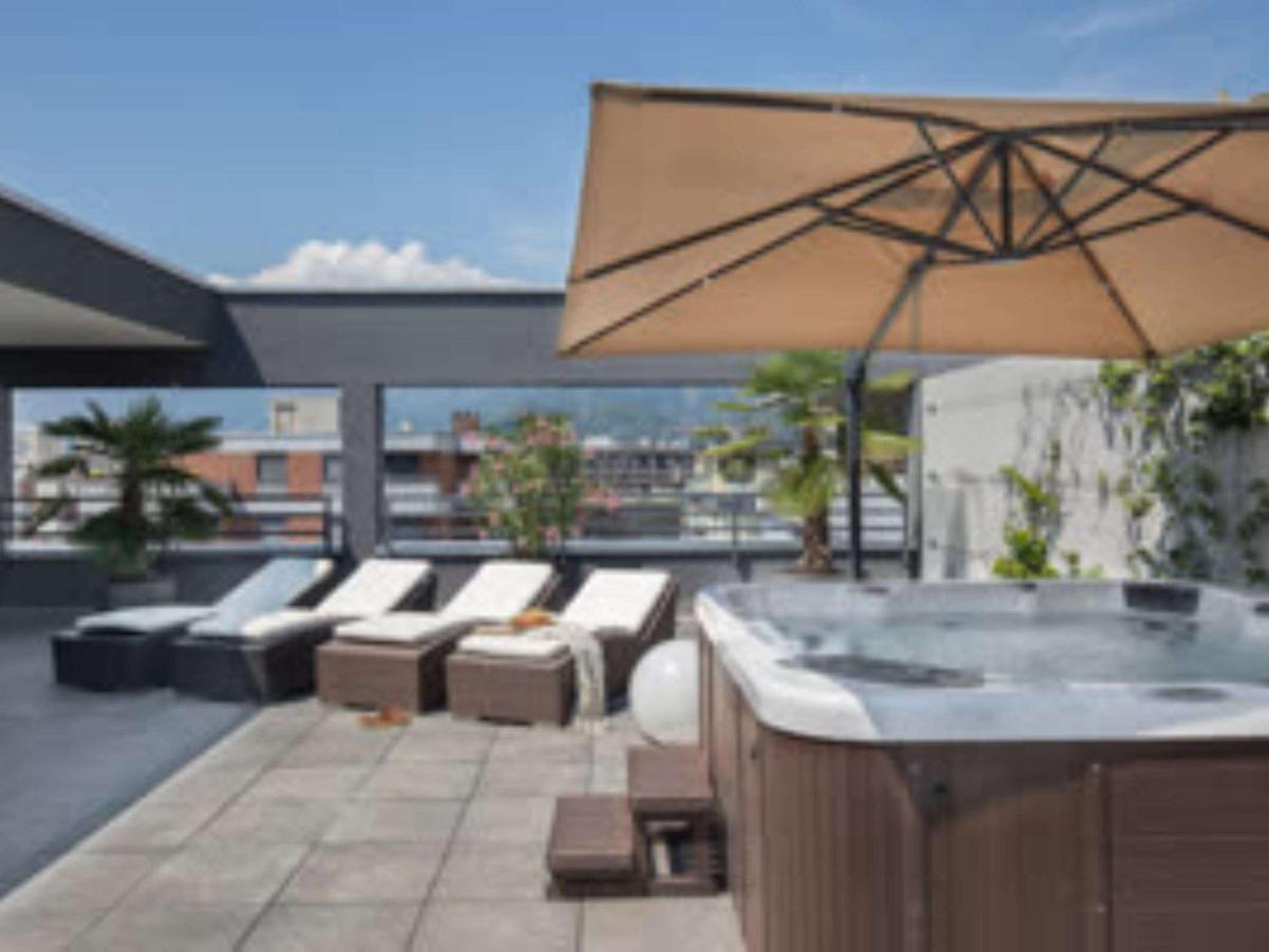 Hotel ibis Locarno Esterno foto